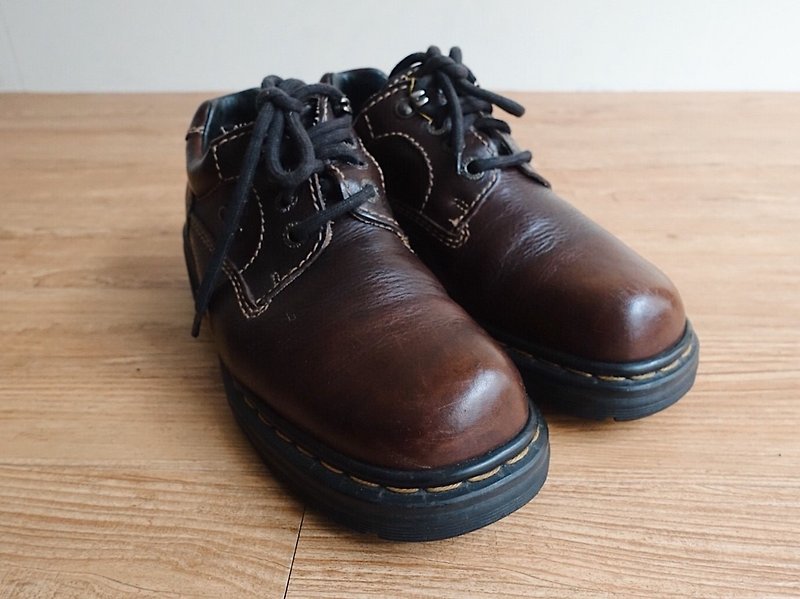 Vintage Shoes / Dr.Martens Martin / Leather shoes no.23 - รองเท้าหนังผู้ชาย - หนังแท้ สีนำ้ตาล