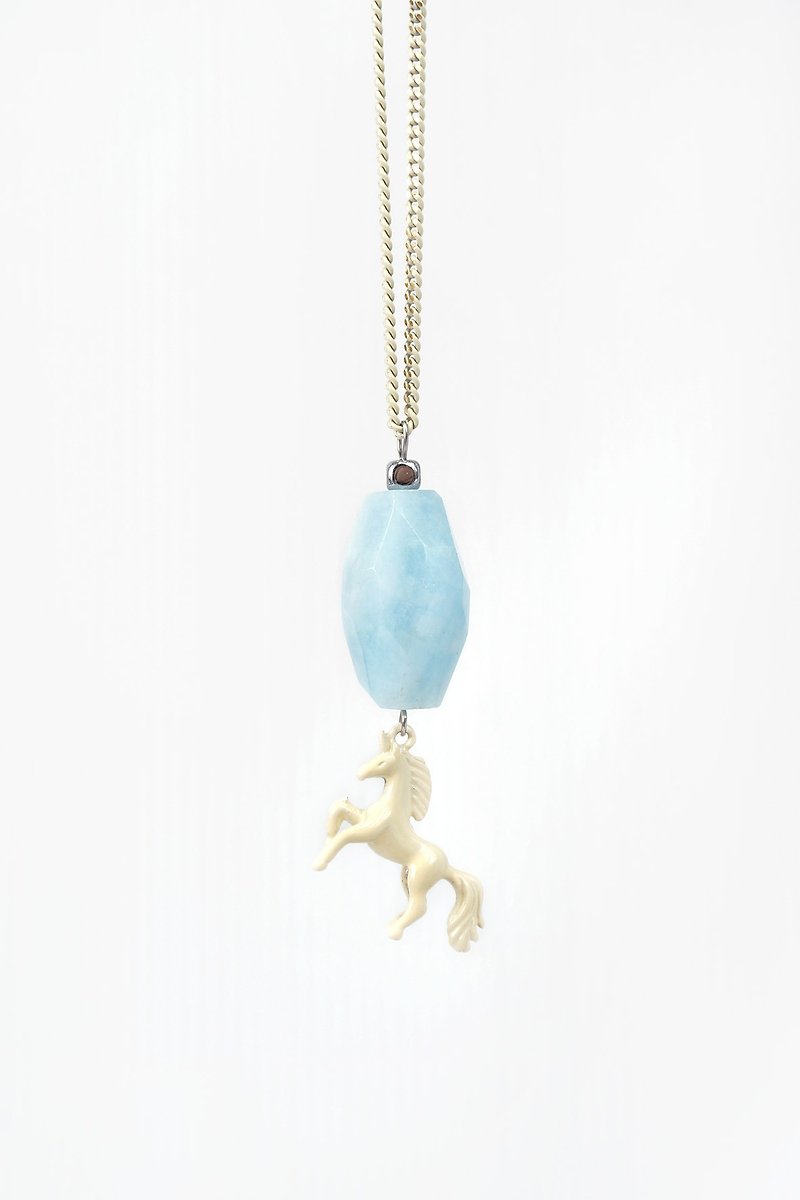 Horse Necklace with Light Blue Aquamarine Gemstone, March Birthstone - สร้อยคอ - เครื่องเพชรพลอย 