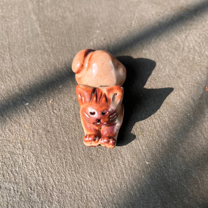 療癒開掌花 / 橘貓陶偶 / 志野釉 - 擺飾/家飾品 - 陶 橘色
