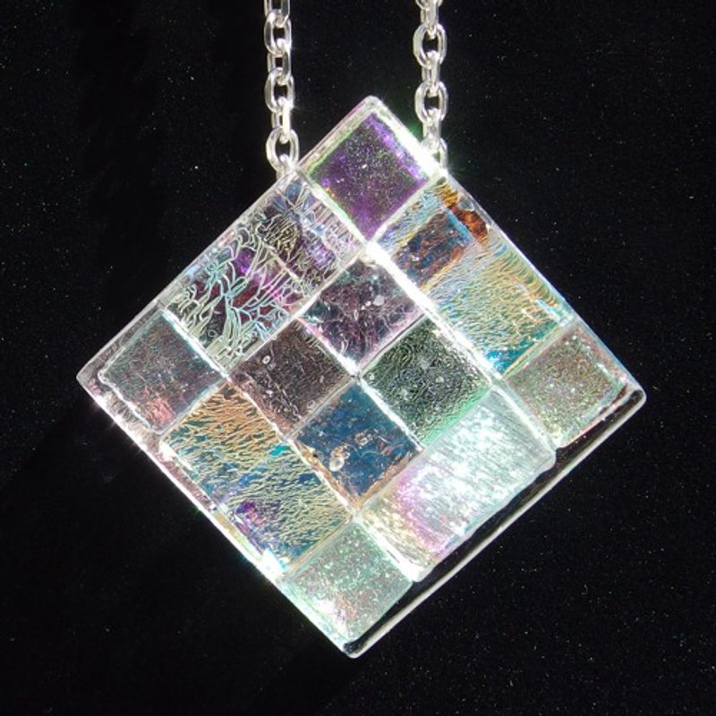 【More Premium】極光幸運玻璃 925銀項鍊(大) 可改擴香 接單製作 - 項鍊 - 玻璃 銀色