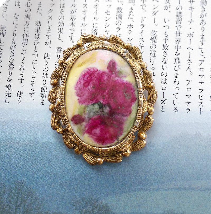 【美國西洋古董飾品】典雅 花卉 油畫 氣質 別針 胸針 - 徽章/別針 - 其他金屬 金色