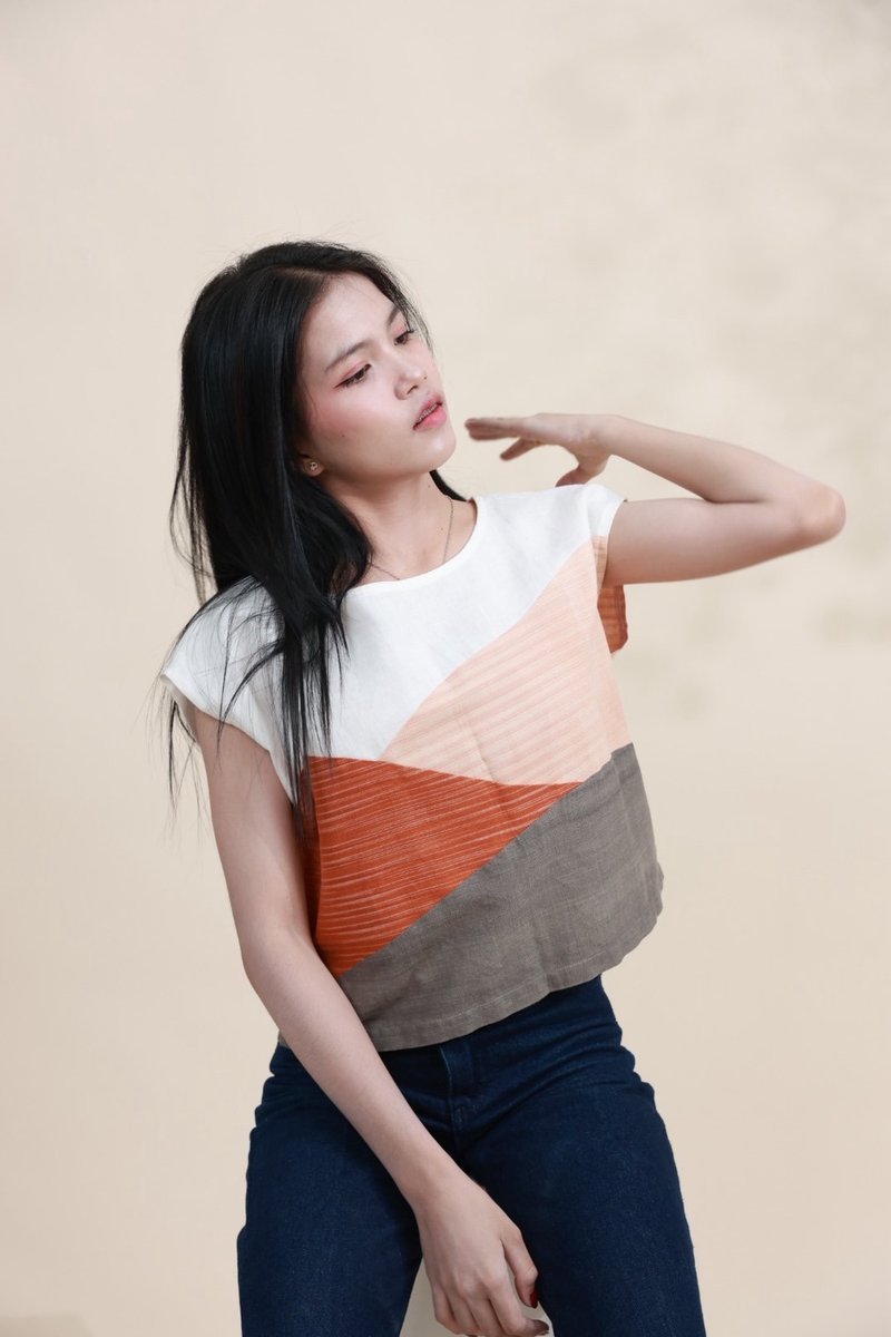 Handmade Minimalist Patchwork Woman's Casual Cotton Sleeveless Top, Thailand - 女上衣/長袖上衣 - 棉．麻 灰色