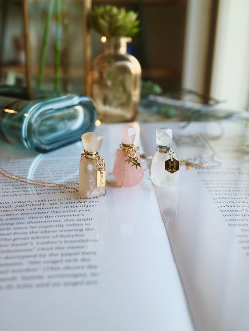 Aroma Bottle Necklace - สร้อยคอ - คริสตัล หลากหลายสี