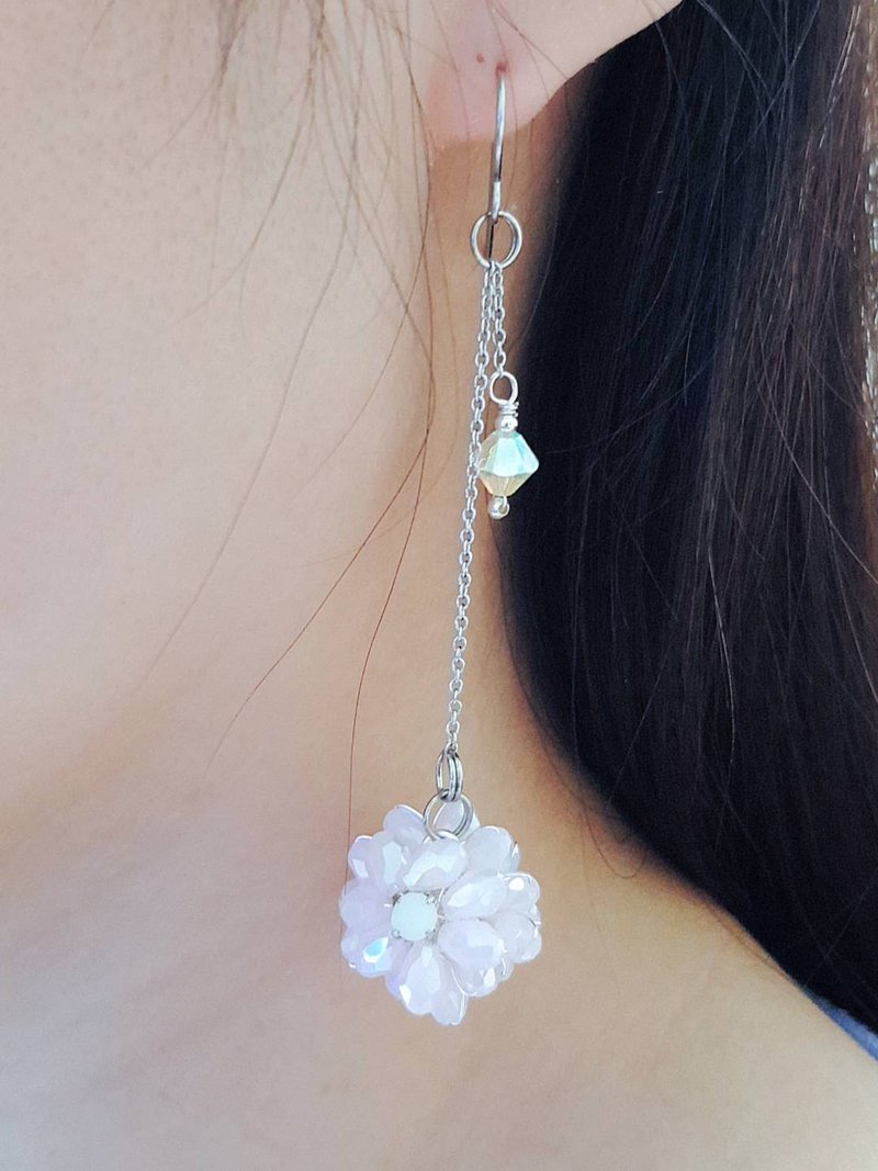 Flower wedding earrings~ Hydrangea - Earrings & Clip-ons - Other Metals Pink