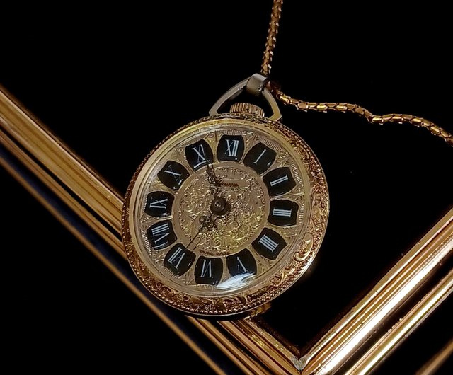 Vintage lucerne shop pendant watch