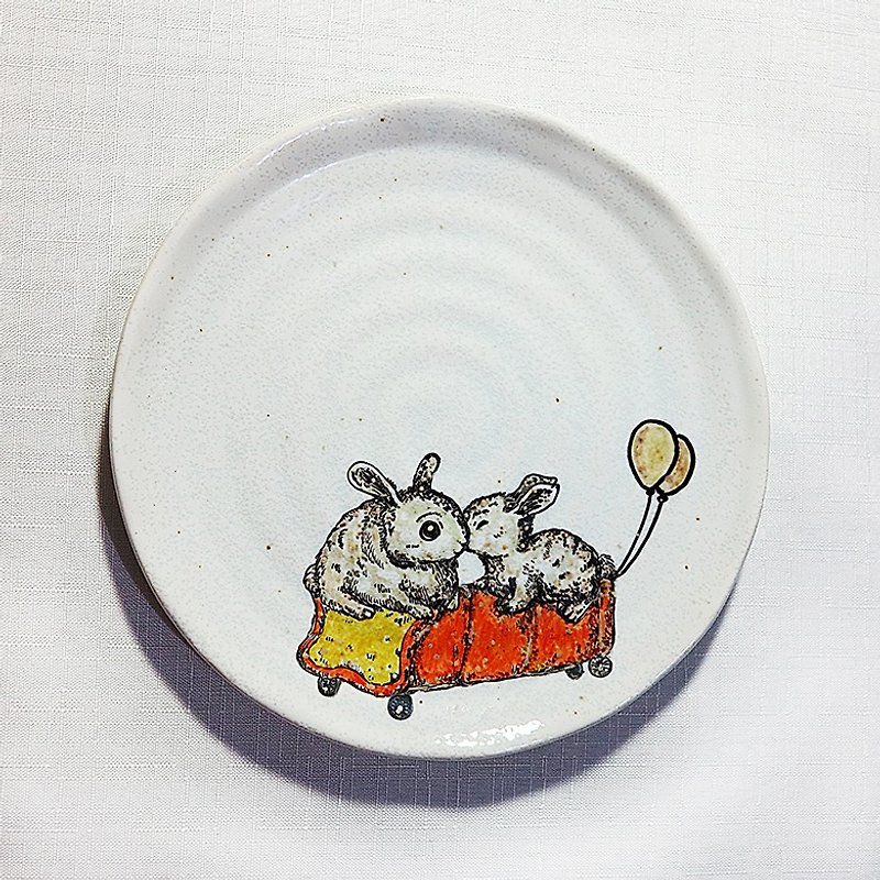 情人節特輯＿療癒陶瓷手繪盤 - 兔子ㄅㄨㄅㄨ(16.5cm) - 小碟/醬油碟 - 瓷 橘色