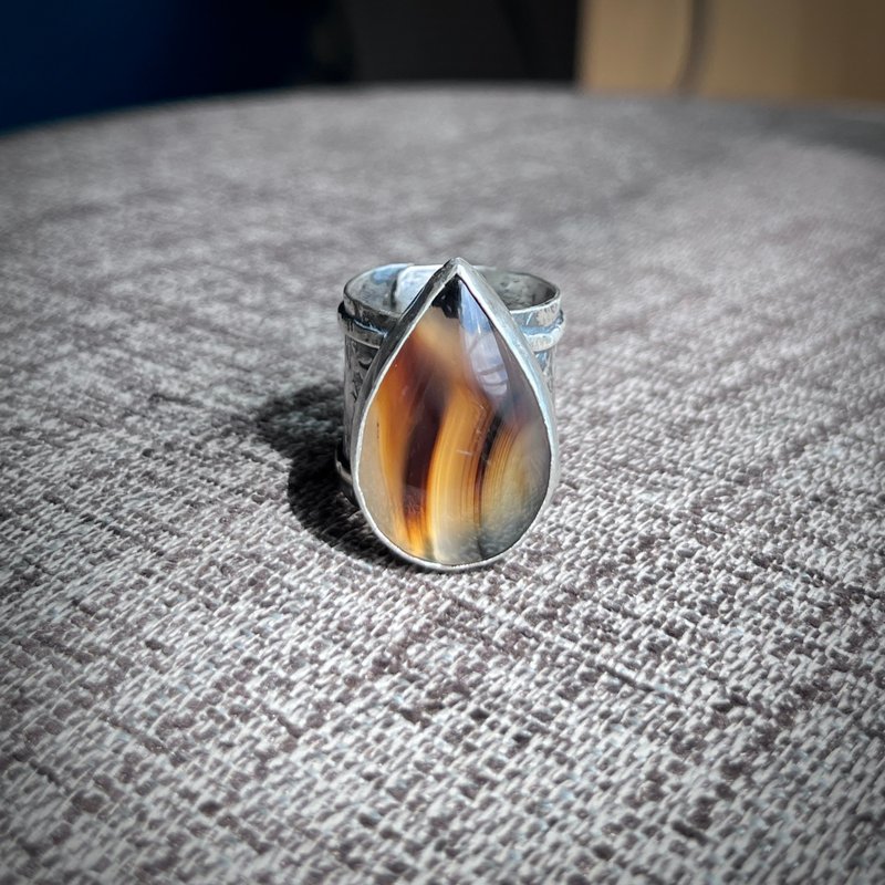 Montana Agate Gladiator Wide band Ring Oxidized Sterling Silver - แหวนทั่วไป - เงินแท้ สีเงิน