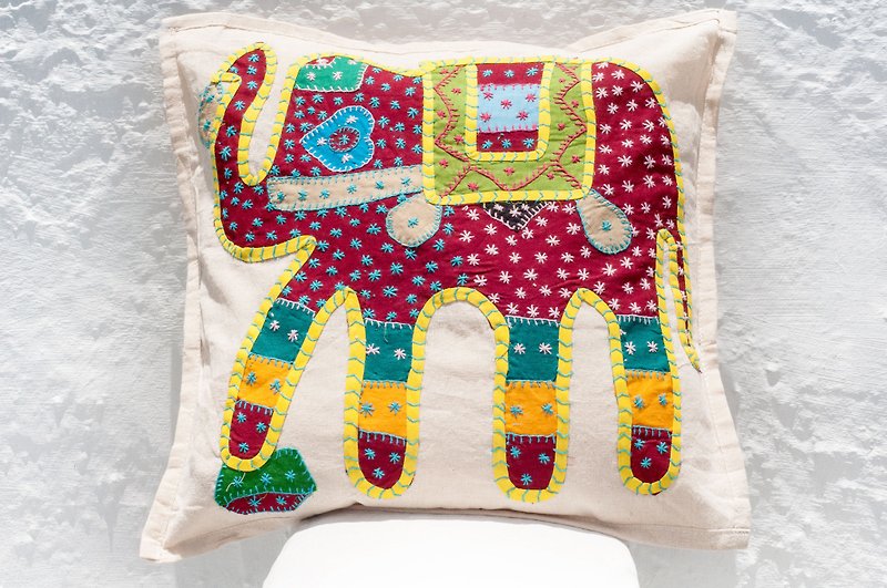 Hand-embroidered pillowcase Bohemian pillowcase national wind hug pillowcase - tropical rainforest embroidery elephant - หมอน - ผ้าฝ้าย/ผ้าลินิน หลากหลายสี