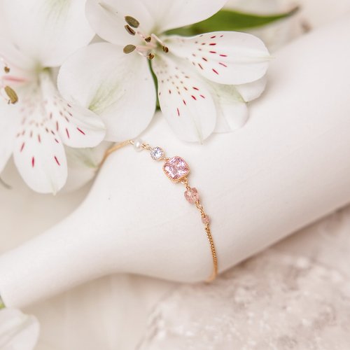Ficelle 桃花 x 草莓晶 珍珠 鋯石 黃銅鍍18K金【莉莉安 • 破曉】手鍊