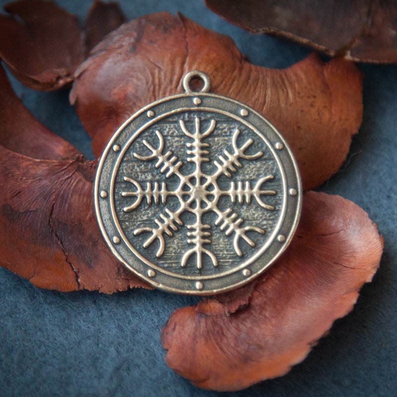 Aegishjalmur Helm of Awe pendant in rune circle. Norse necklace. Man jewelry - 項鍊 - 其他金屬 橘色
