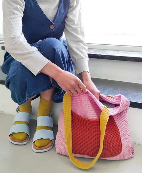 Olula Large bag in pink. Large handbag with pocket. Tote bag style 100% cotton