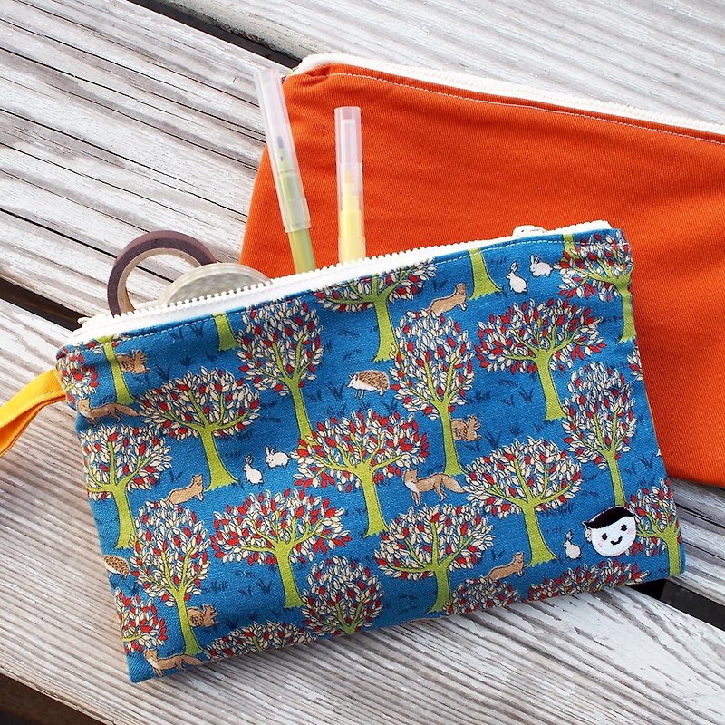 Child Friendly Alliance - Warm Orange Forest Hedgehog Storage Bag - กระเป๋าเครื่องสำอาง - ผ้าฝ้าย/ผ้าลินิน สีส้ม