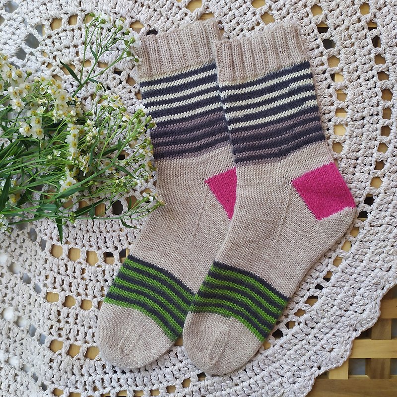 Handmade knitted womens socks/ Warm knitted accessory - 襪子 - 羊毛 多色