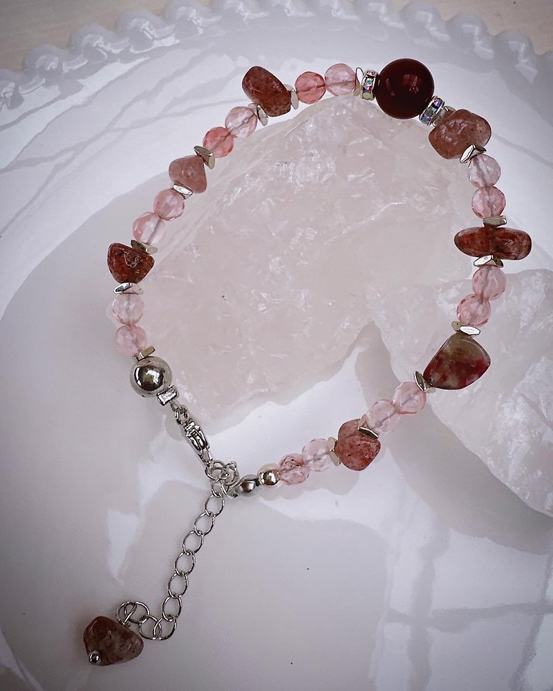 C&W natural strawberry crystal red agate s925 Silver bracelet - Bracelets - Jade Silver