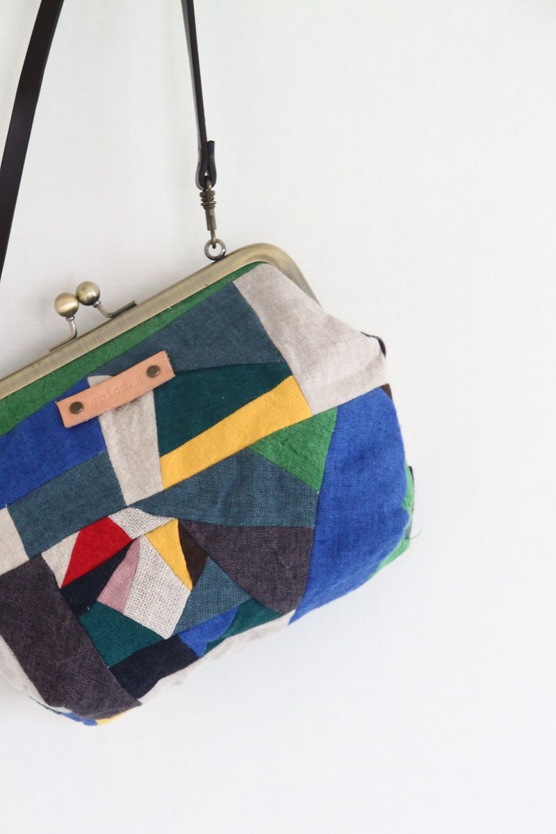 Random patch's mouthpiece Pochette - Messenger Bags & Sling Bags - Cotton & Hemp Multicolor