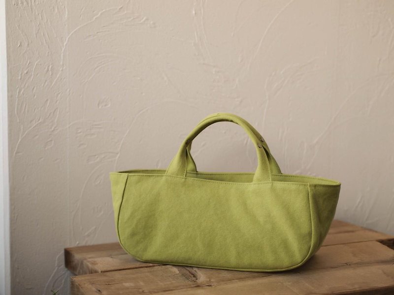 Round tote with lid Yokonaka (HIWA GREEN) - Handbags & Totes - Cotton & Hemp Green