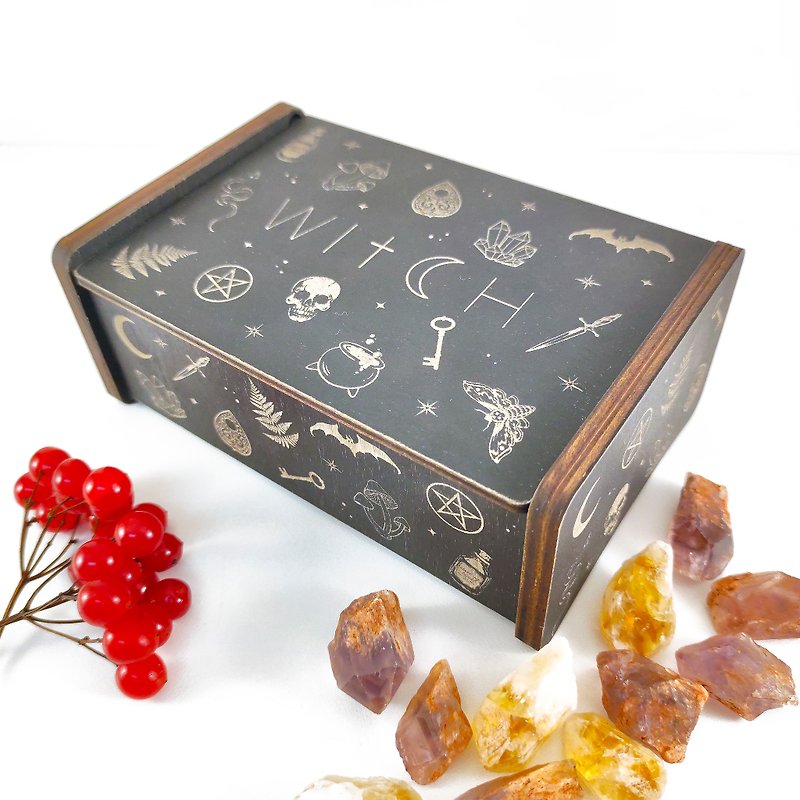Gothic altar box, Ritual tools storage, Tarot cards stash box, Magic spells, Wit - 收納箱/收納用品 - 木頭 