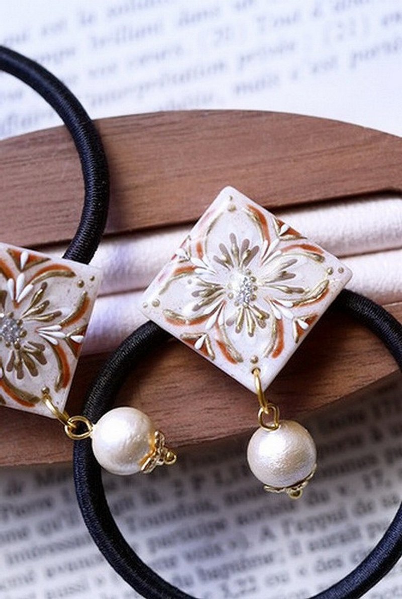 Handmade accessory Hair band Moroccan tile--autumn Narcissus - เครื่องประดับผม - เปลือกหอย 