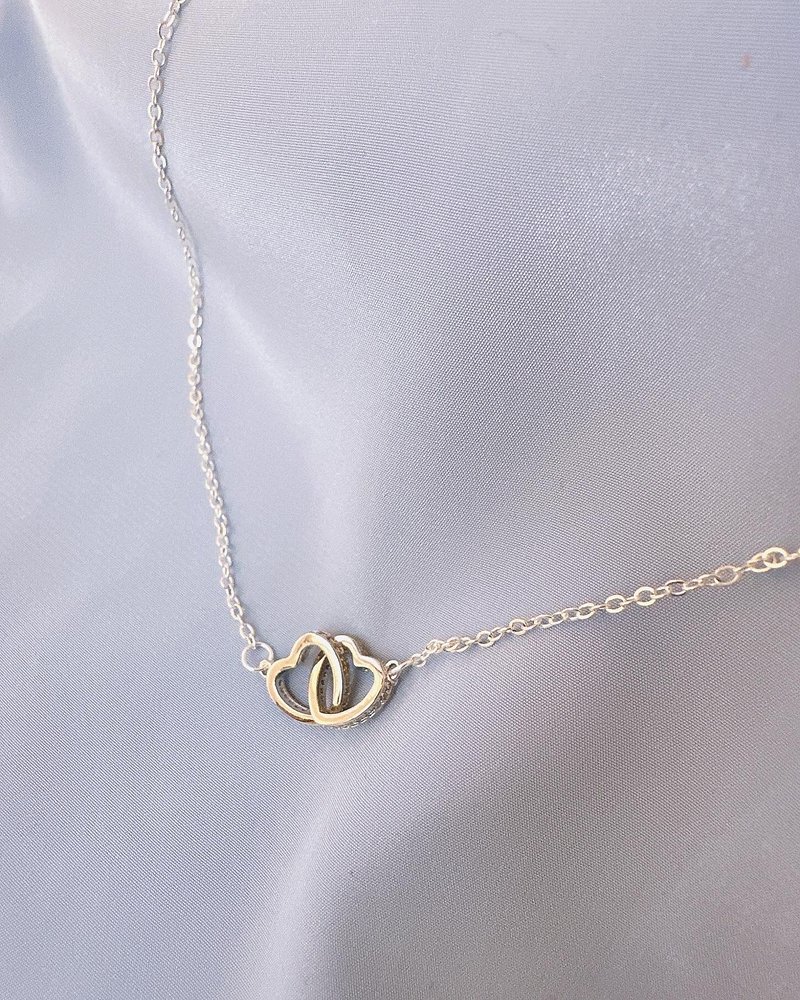 C&W s925 sterling silver Stone love connected high-end light luxury fine chain clavicle chain - สร้อยคอ - เงินแท้ สีเงิน