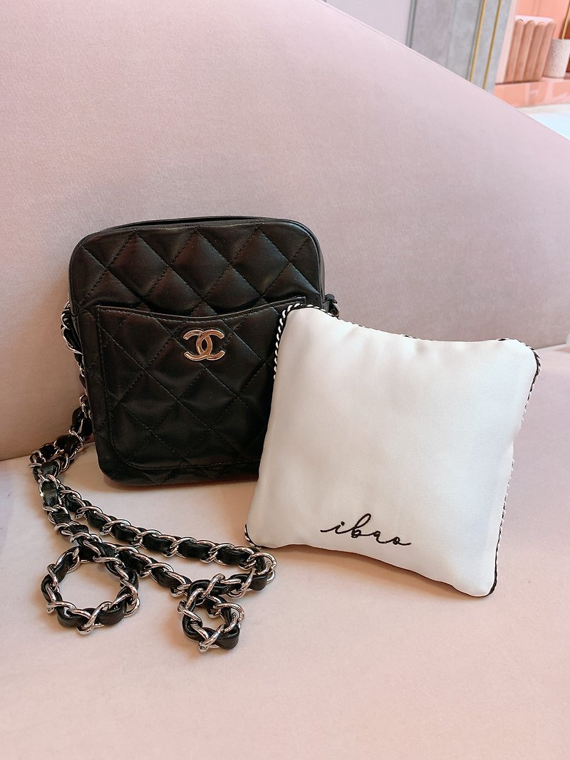 【VV02】Mini evelyen bag ibao pillow - Other - Other Materials White