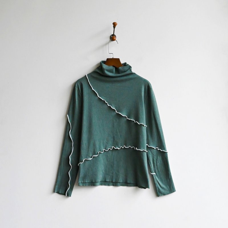 [Egg Plant Vintage] Spring Turtle Neck Remade Piping Knitted Vintage Top - Women's Tops - Other Man-Made Fibers 