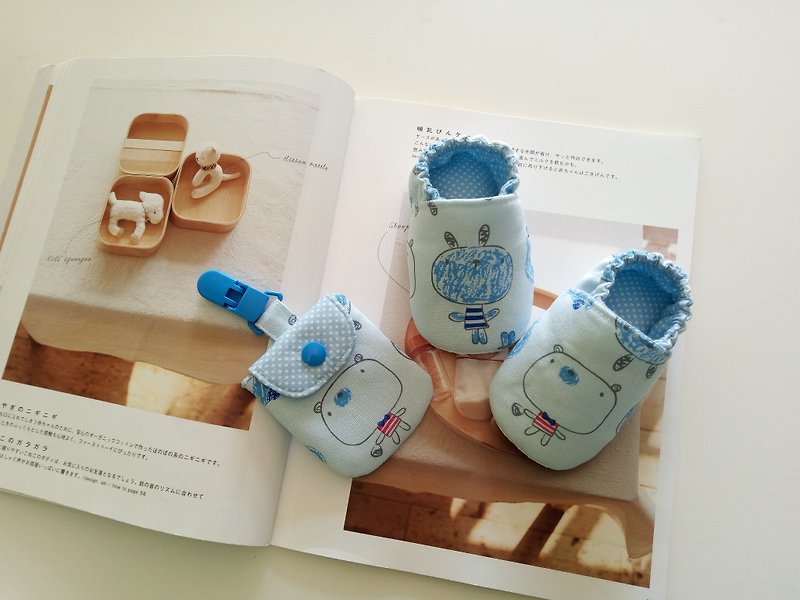 藍底大頭娃娃 彌月禮物 嬰兒鞋+平安符袋 13/14 - 男/女童鞋 - 棉．麻 藍色