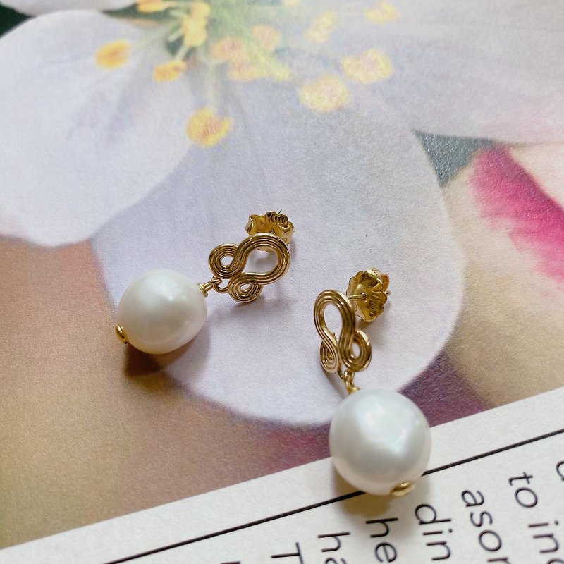 Empire Collection Pearl Earrings - ต่างหู - เงินแท้ ขาว