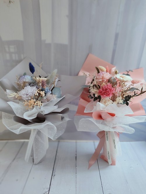 花曜日FlowerDays 韓式花束-現貨 康乃馨永生香氛花束 畢業 老師禮物