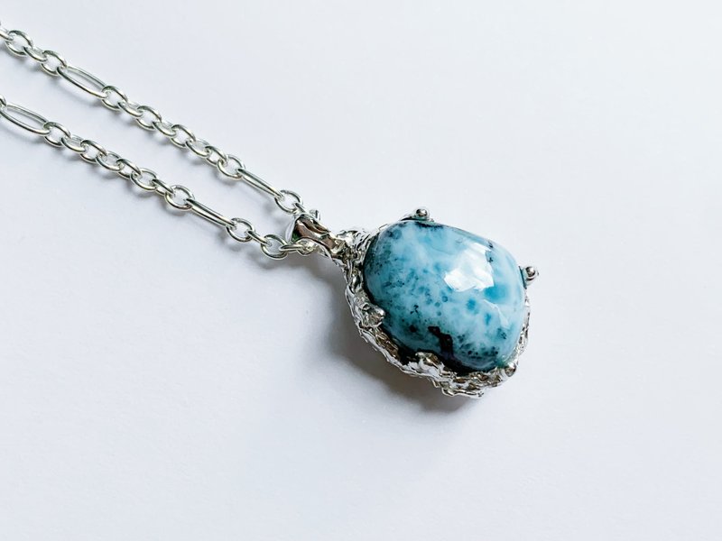 ラリマー月蝕ネックレス - ネックレス - 半貴石 ブルー