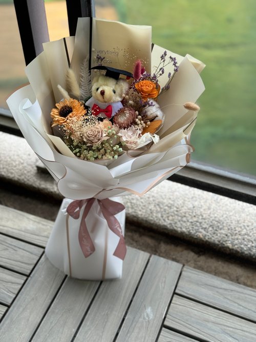 CSF 初欣花藝 畢業花束 小熊 幼稚園 乾燥花束 永生花束 送提袋