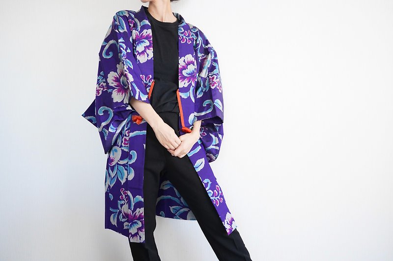 MEISEN kimono, vintage kimono, kimono jacket, Japanese kimono - เสื้อแจ็คเก็ต - ผ้าไหม สีม่วง