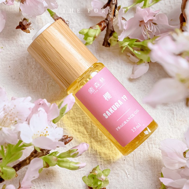 SAKURA 19 空間香氛油15ml - 香氛/精油/擴香 - 玻璃 粉紅色