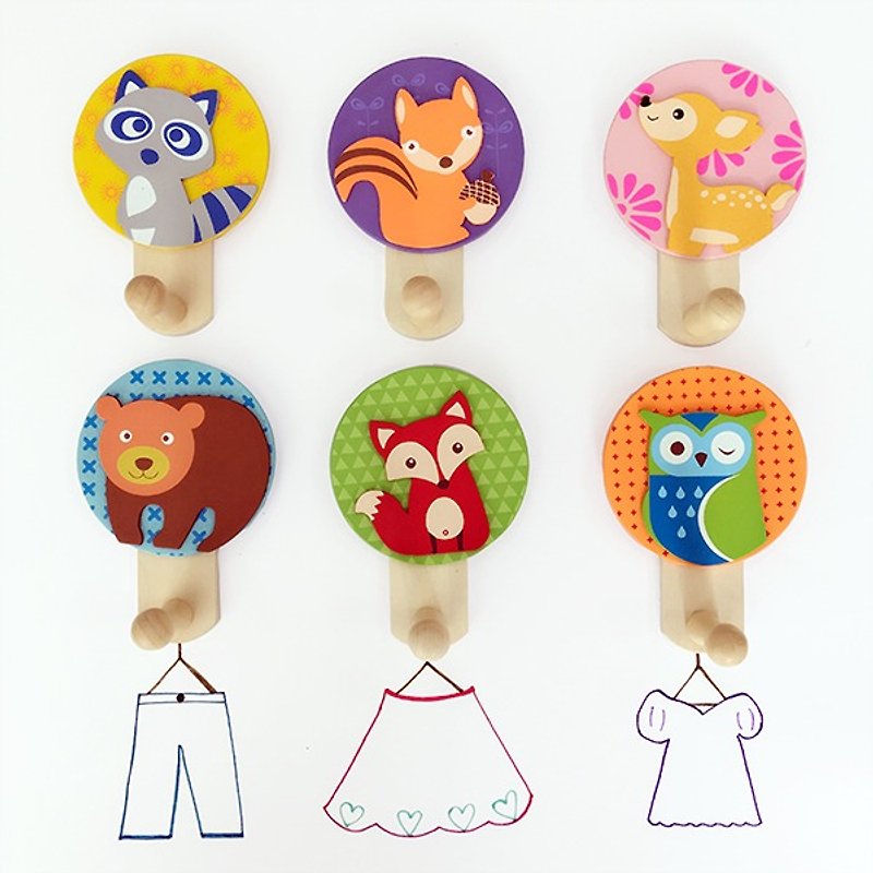 Wooden forest friend hooks - Items for Display - Wood 