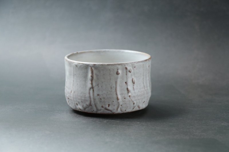 Small tea bowl with mud - ถ้วย - ดินเผา 