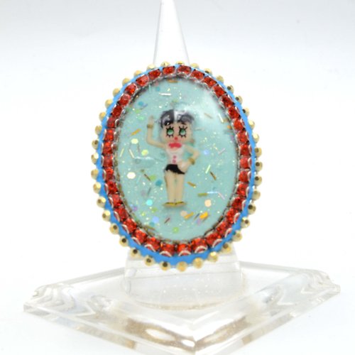 TIMBEE LO shop TIMBEE LO Betty Boop 圖案水晶裝飾戒指 黃銅戒指圈可調整尺寸