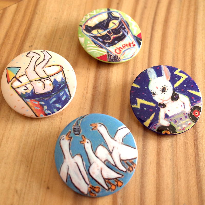 Party Set 4 - Emblems with Magnets - Badges & Pins - Other Metals 