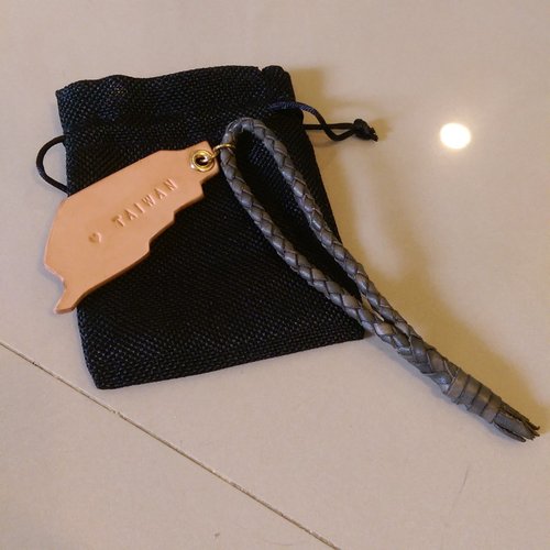LouisRay Leather 純手工縫製皮件 客製化行李吊牌，免費刻字