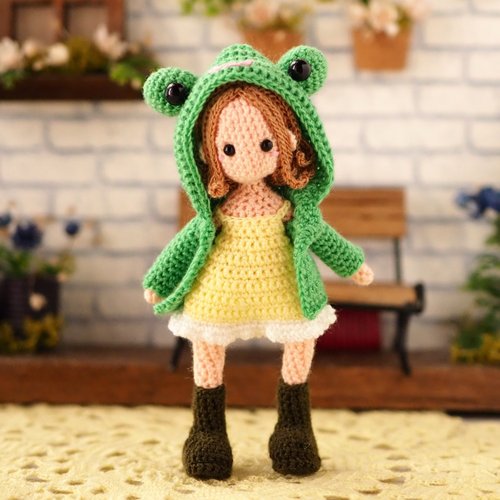 +KleiN*Licht+ 鉤針娃娃/ amigurumi /鑰匙鏈/紅綠色青蛙夾克/玩偶【接單訂製】