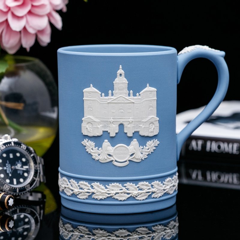 英國製Wedgwood碧玉浮雕1978年度生日陶瓷馬克杯茶杯 禁衛騎兵團 - 咖啡杯/馬克杯 - 瓷 
