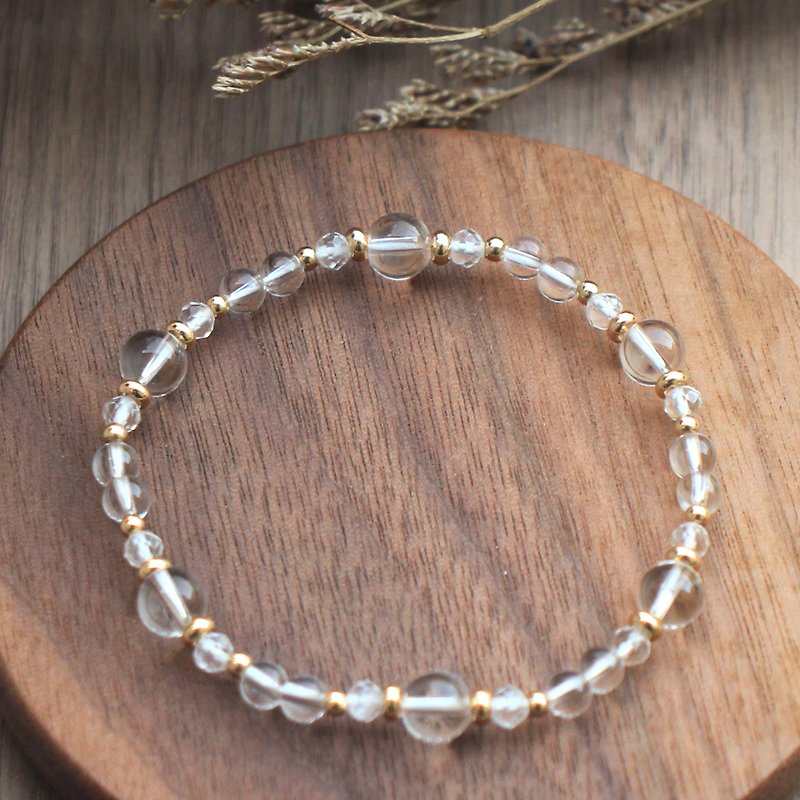 White crystal bracelet | Clear and translucent | Purifying | Stabilizing emotions - Bracelets - Crystal White