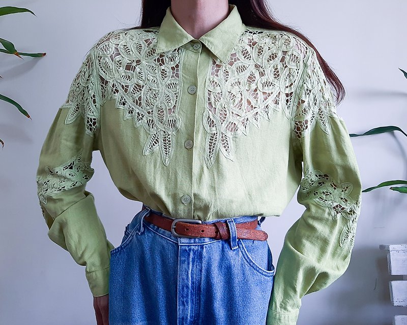 Green Linen Rayon Handmade Crochet Lace Shirt Summer Linen Shirt Unisex Style L - เสื้อเชิ้ตผู้หญิง - ผ้าฝ้าย/ผ้าลินิน สีเขียว
