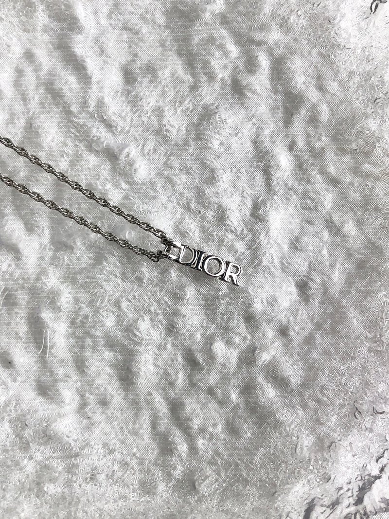 【 日本直送　名牌中古包 】Christian Dior クリスチャン ディオール ネックレス シルバー ロゴ vintage ヴィンテージ  6fz52n - 項鍊 - 其他材質 銀色