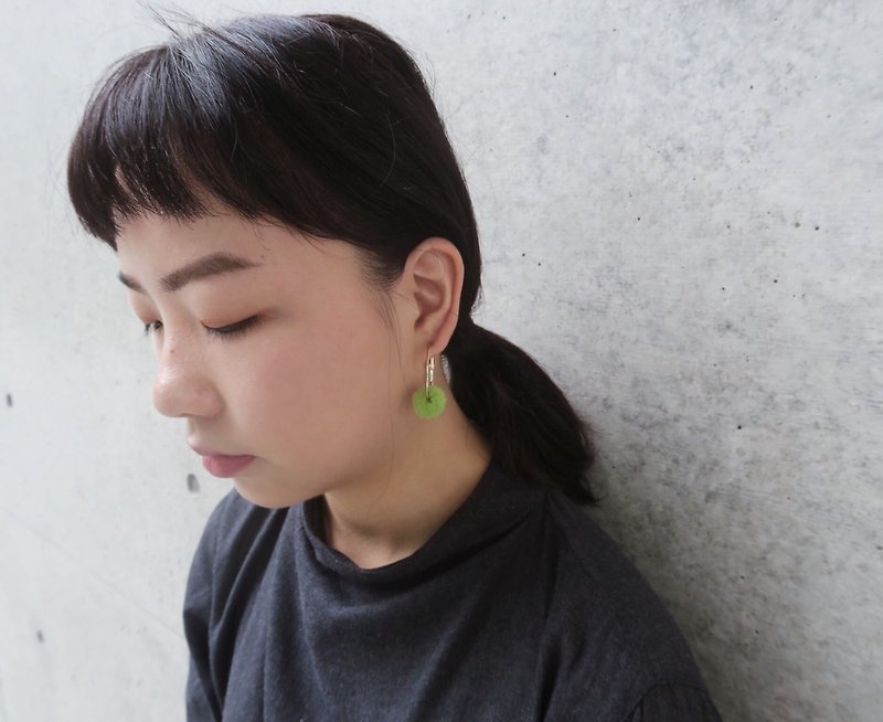 Bubble circleable earrings (small) green - ต่างหู - โลหะ สีเขียว