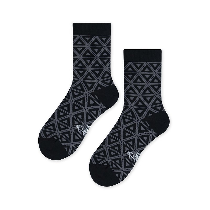 【in Pairs】焦點・黑 | 中筒襪 襪子 潮襪 - 襪子 - 棉．麻 多色