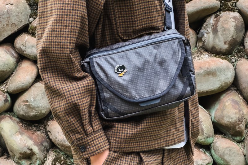 【預購】We TAIWAN | a-We 金屬徽章 五款可選 - 徽章/別針 - 其他金屬 多色