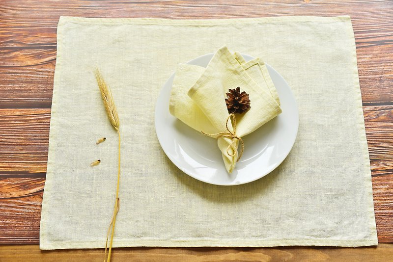 Napkins and placemat, Linen placemats square, Natural napkins, Table cloth - 餐桌布/餐墊 - 亞麻 黃色