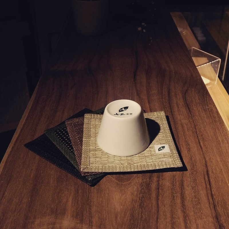 【紙喝茶杯墊】白茶/綠茶/烏龍茶/紅茶色各1 共4個 - 杯墊 - 紙 多色