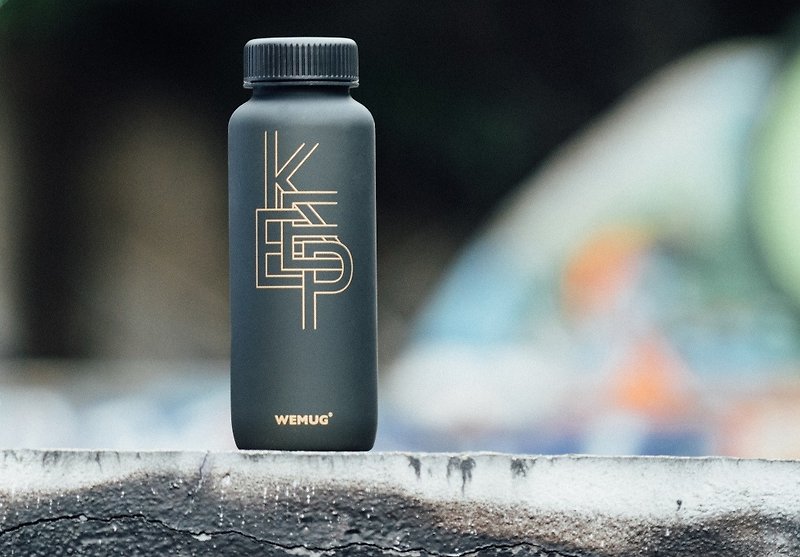 日本暢銷商品設計 霧光質感 大容量 隨身水瓶 - KeepEnergy黑  - 水壺/水瓶 - 塑膠 黑色
