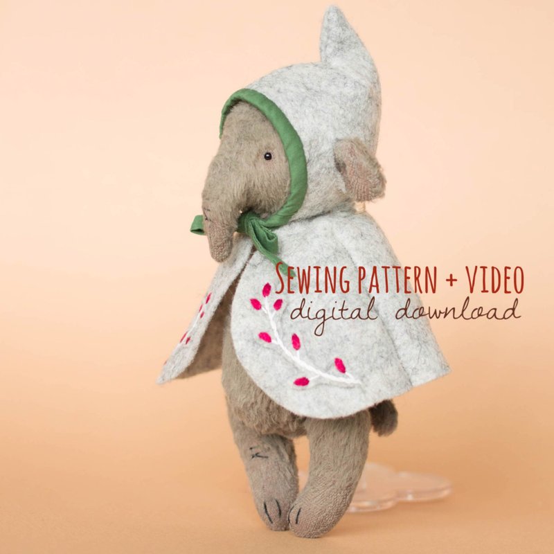 Mini Cape With Hood Sewing Pattern PDF + Video Tutorial For Doll Or Teddy Bear - 手工藝教學/工具書 - 其他材質 