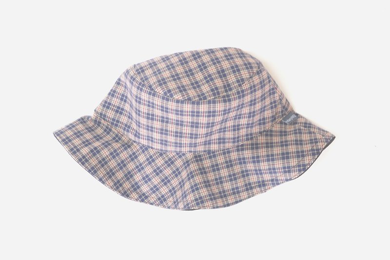 MaryWil handsome large brim hat - red and blue plaid (two-sided can wear) - หมวก - ผ้าฝ้าย/ผ้าลินิน หลากหลายสี